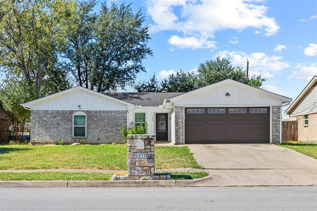 Primary Photo - 1237 N Knowles Dr