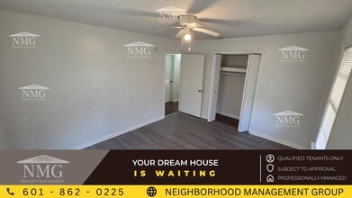 Building Photo - 5136 Lurline Dr