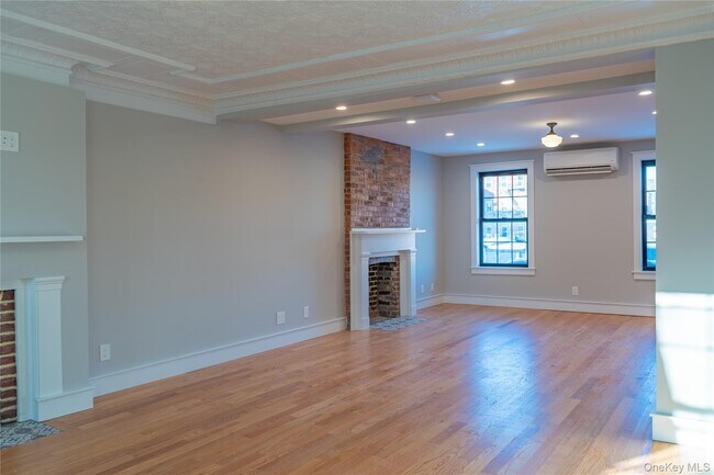 Building Photo - 85 Cannon St