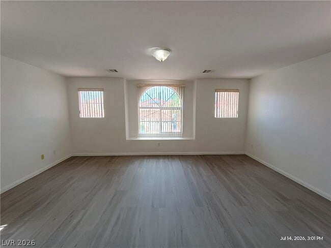 Building Photo - 8525 Titania Ct