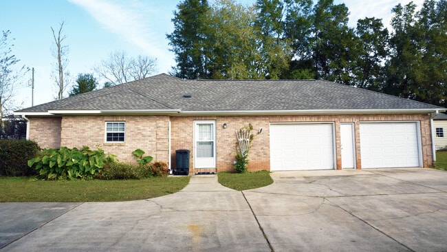 Building Photo - 16200 South Ave