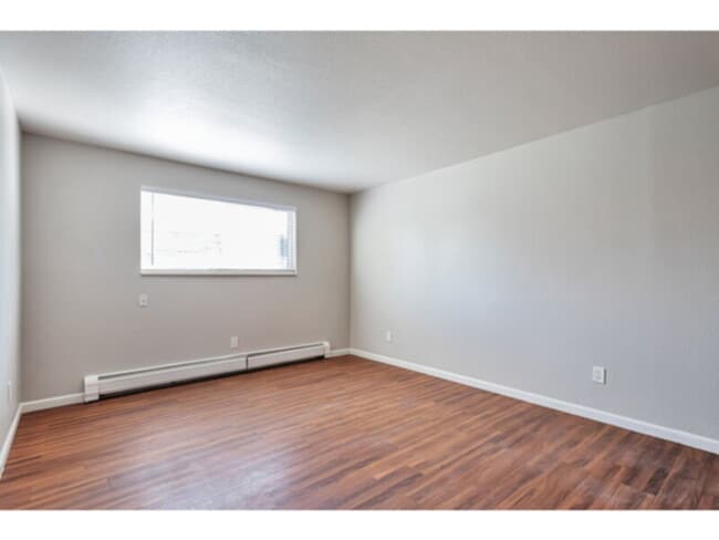 Building Photo - 5339 S Elati St