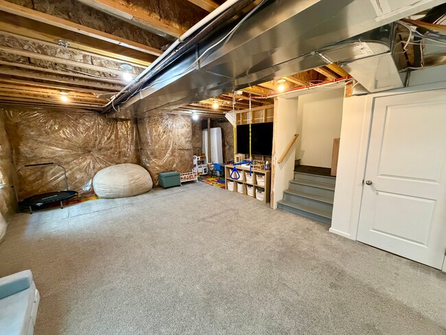 Building Photo - 4416 W Glendon Dr