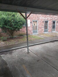 Building Photo - 10625 Florida Blvd
