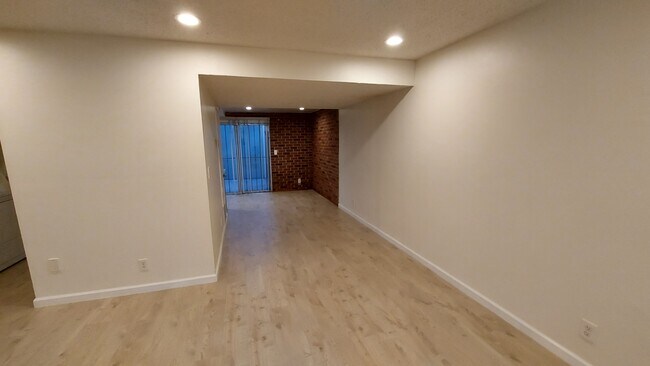 Building Photo - 1540 Ivycreek Cir