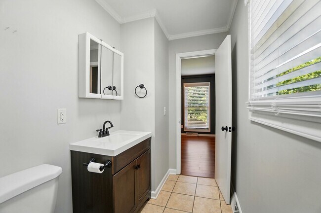 Building Photo - (Coming Soon) Renovated Gem in Gastonia with Walkout Basement & Spacious Backyard