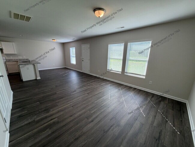 Building Photo - 4116 Devonwood Ct