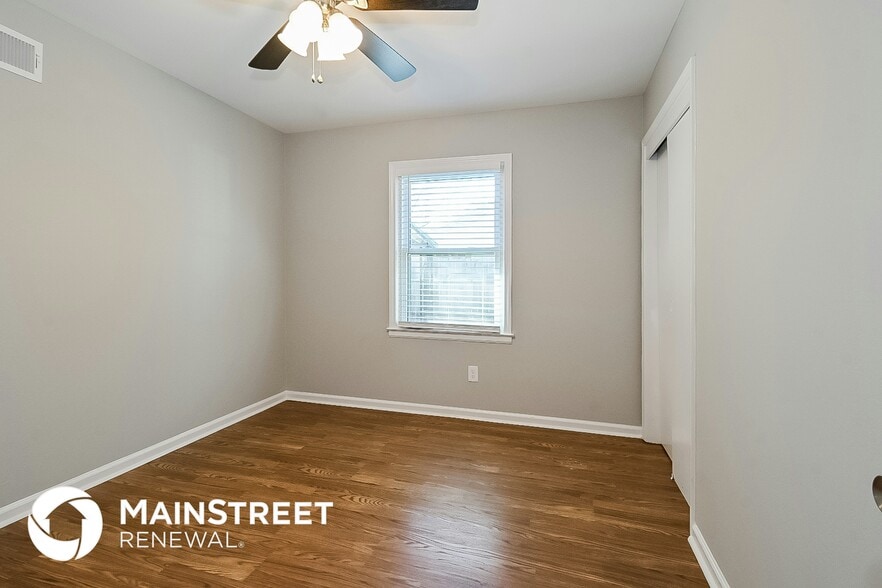 Building Photo - 1695 Myrna Ln