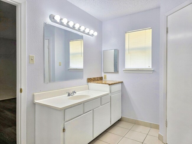 Building Photo - 14227 Blue Falls Dr