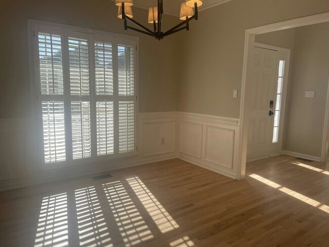 Building Photo - 2428 Havershire Dr