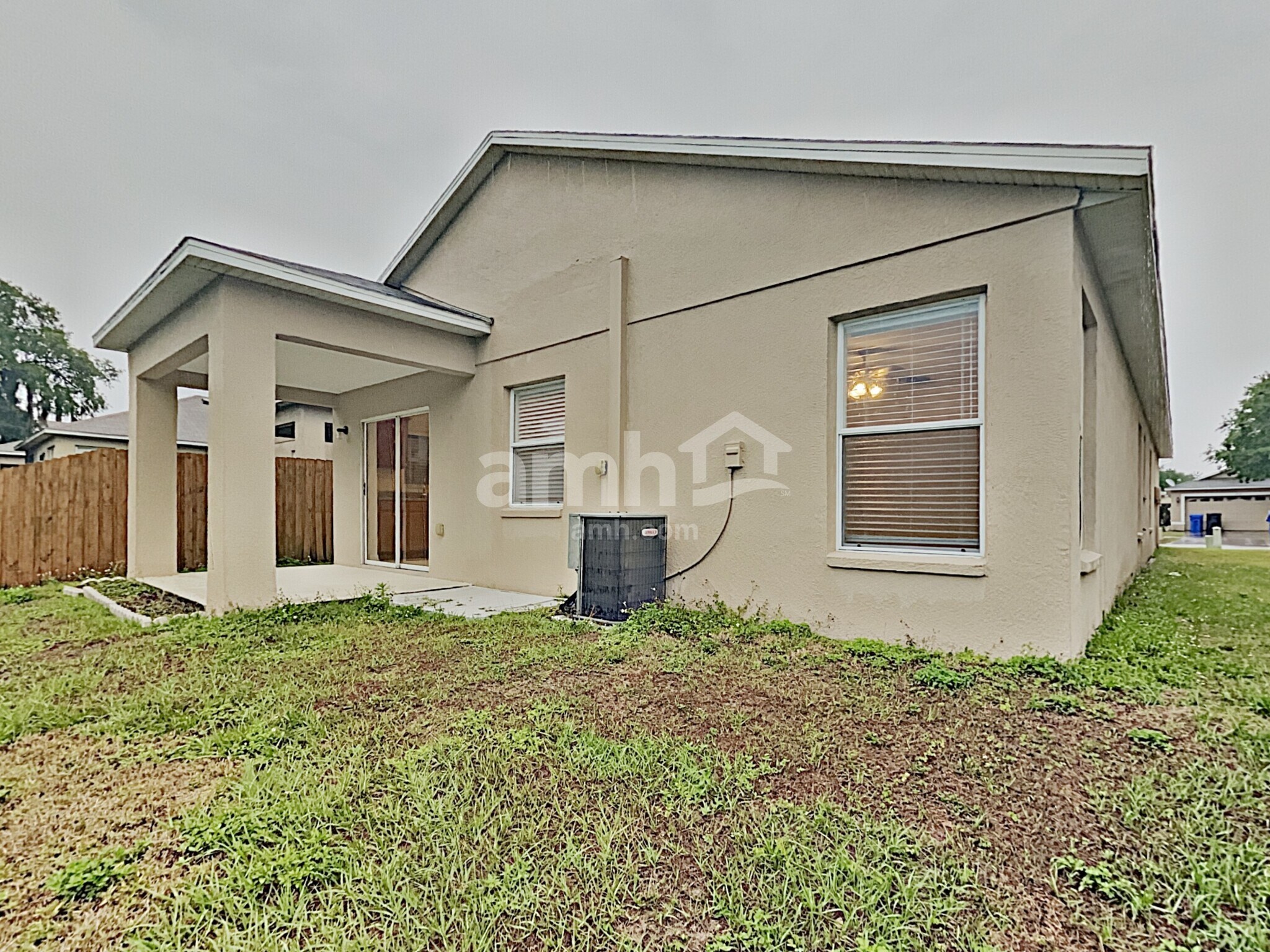 Building Photo - 8431 Deer Chase Dr