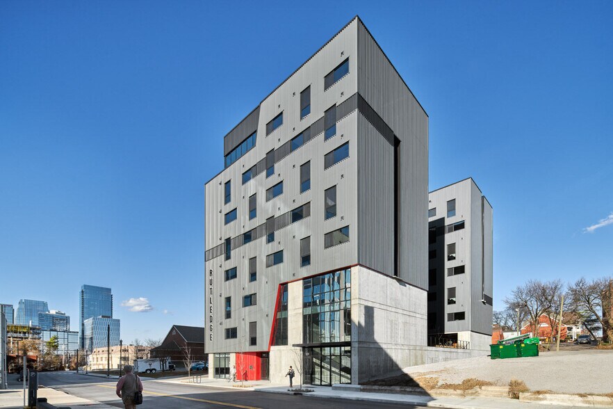 RUTLEDGE FLATS APARTMENTS 622626 Third Ave S Nashville TN 37210