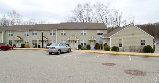 Building Photo - Norwich Woods apartments