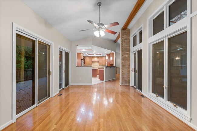 Building Photo - 4 Bed 3 Bath - Bethesda Single Family Home - Move In Ready