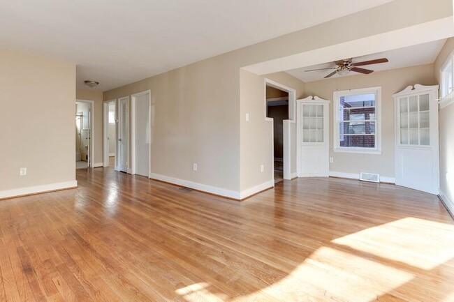 Building Photo - 4820 Chamberlayne Ave