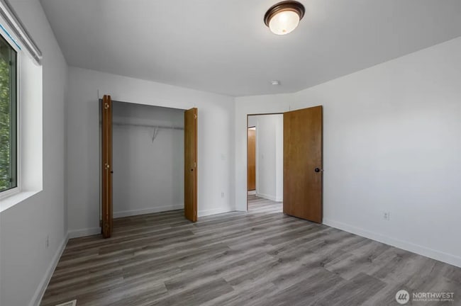 Building Photo - 4 Bed + Bonus Room, 2.5 Bath Home in Coyot...