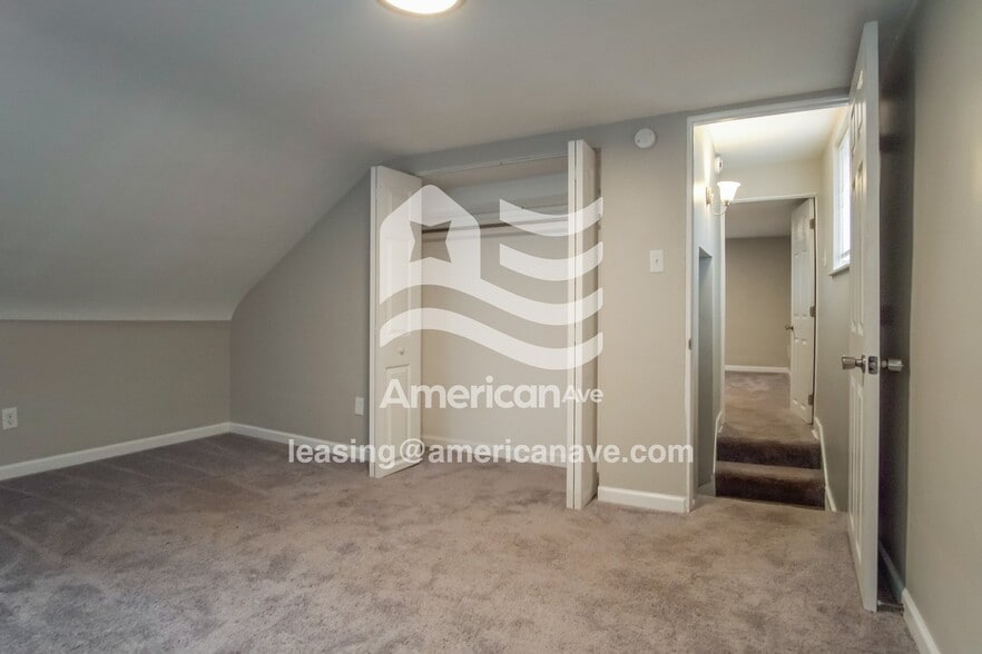 Building Photo - 414 Johnston Rd