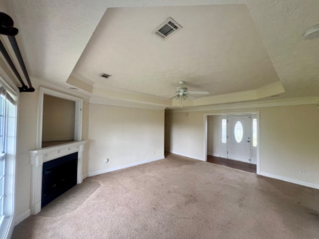 Building Photo - 16 Cotton Ct