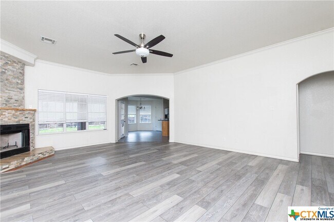 Building Photo - 2903 Scottsdale Dr