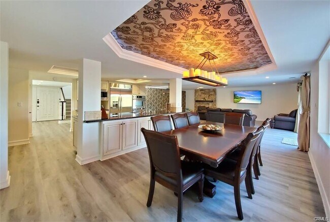 Building Photo - 18684 Santa Ramona St