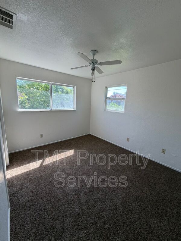 Building Photo - 6472 Linn Way