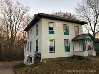 Building Photo - 409 S Huron St