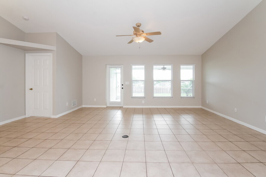 Building Photo - 4213 Berkeley Dr