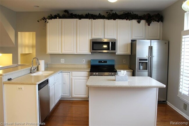 Building Photo - 387 Cherry Orchard Rd