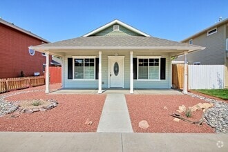 Building Photo - Lovely 3 bedroom, 2 bath home for rent in ...