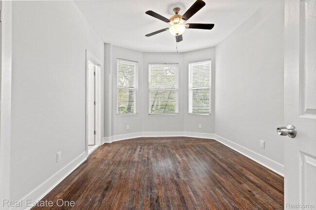 Building Photo - 2282 Belvidere St