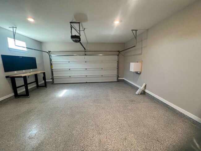 Building Photo - 1616 Sambar Lp