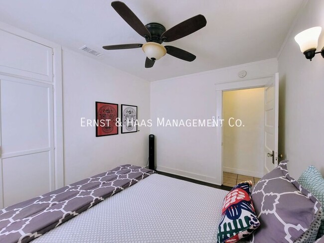 Building Photo - 1911 Cedar Ave