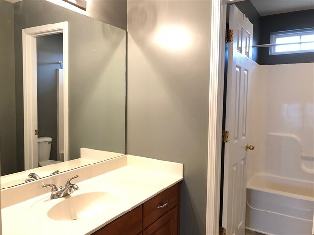 Building Photo - 1010 Tanyard Springs Dr