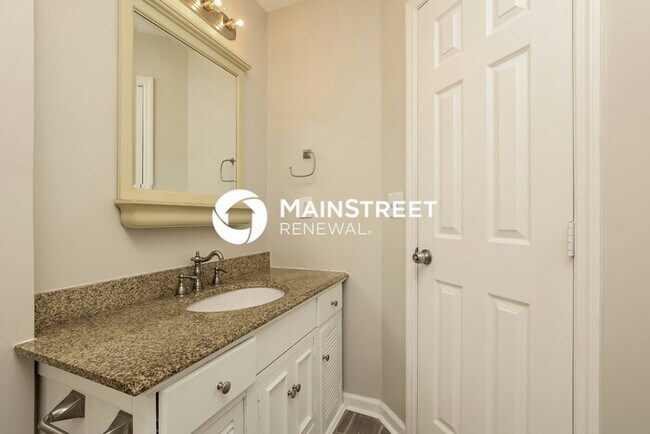 Building Photo - 3 Bedroom Pet-Friendly Home in MADISON, TN...
