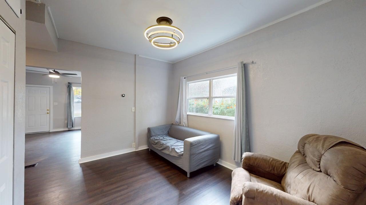 Building Photo - 112 S Chandler Ave