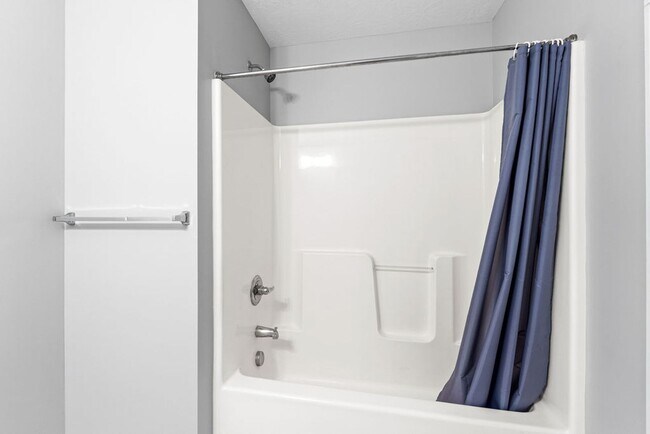 Building Photo - 110 Fox Haven Dr