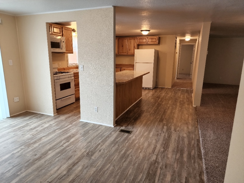 Building Photo - 407 W Jefferson St