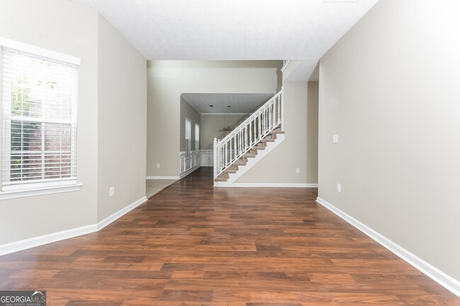 Building Photo - 5807 Goldleaf Way