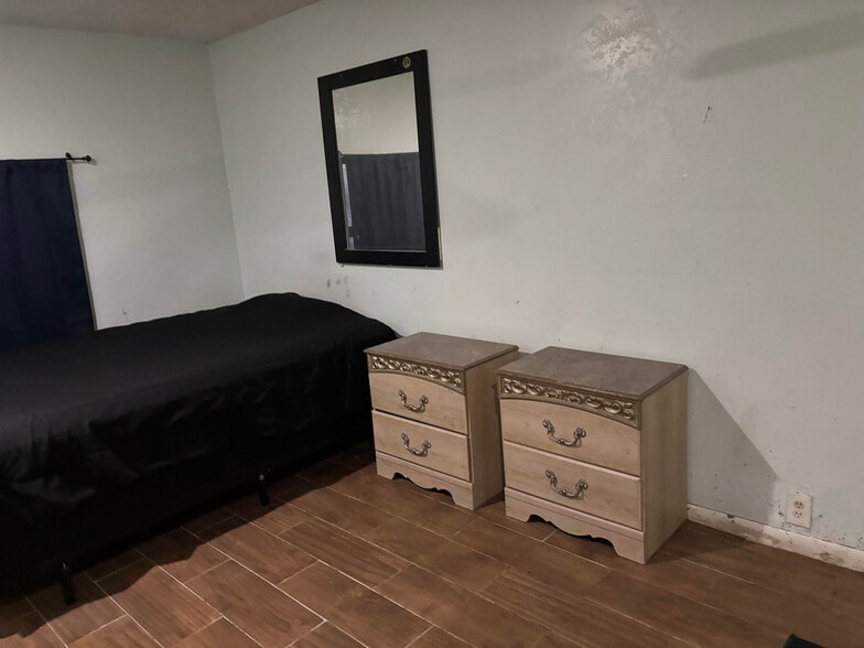 Building Photo - 8170 SW 6th St