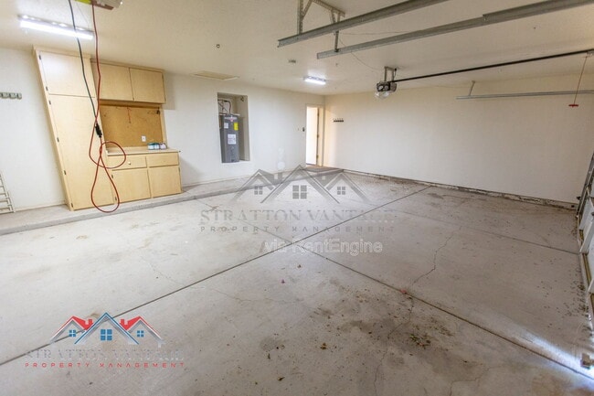 Building Photo - 38414 N 12th St