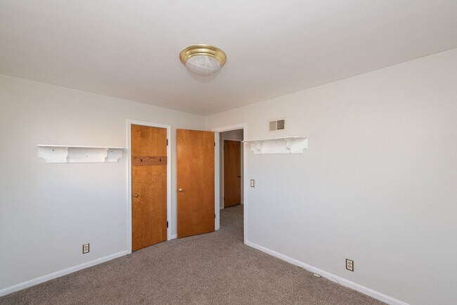 Building Photo - 3071 Neisel Ave