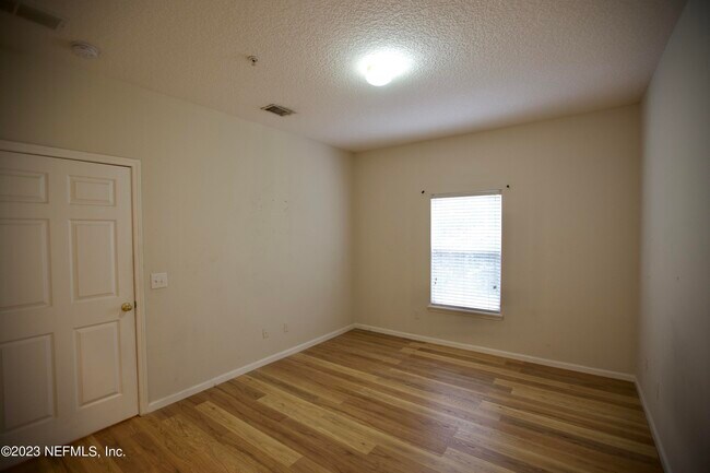 Building Photo - 3600 LENIN PEAK Ct