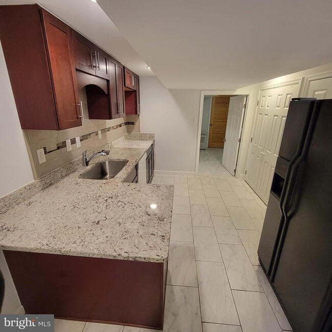 Building Photo - 18320 Metz Dr