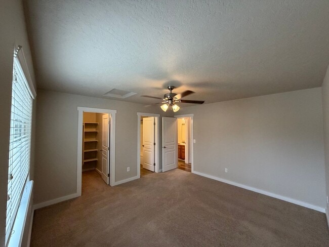 Building Photo - Perfect 4 bed 2.5 ba home in the desirable Sundance Subdiv. off McMillan & Meridian Rd.