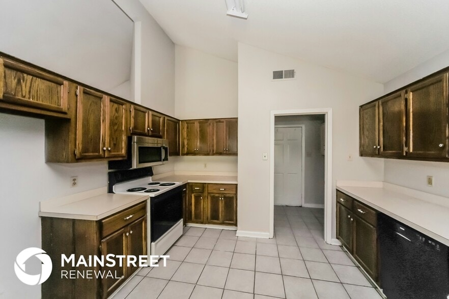 Building Photo - 1107 Charstone Dr