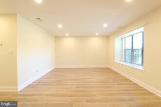 Building Photo - 97 Wyndham Pl