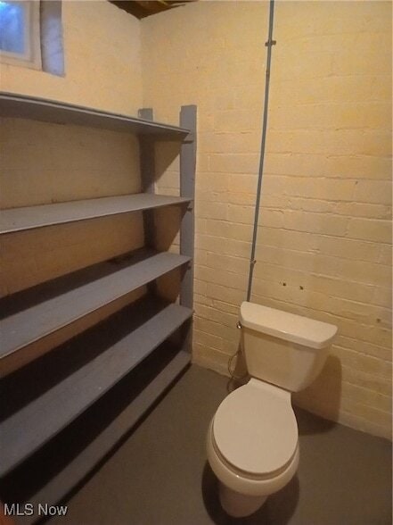 Building Photo - 3037 Kiwatha Rd