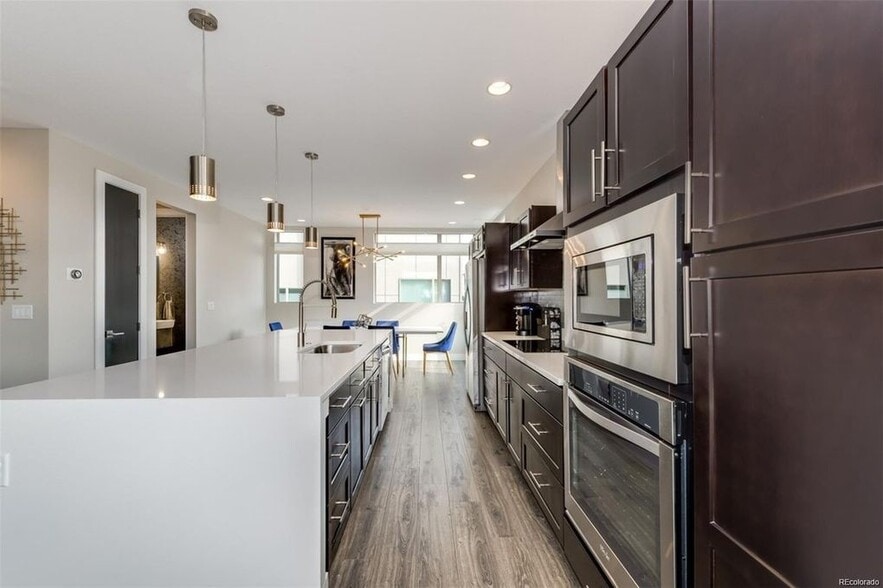 Building Photo - 1702 Fenton St