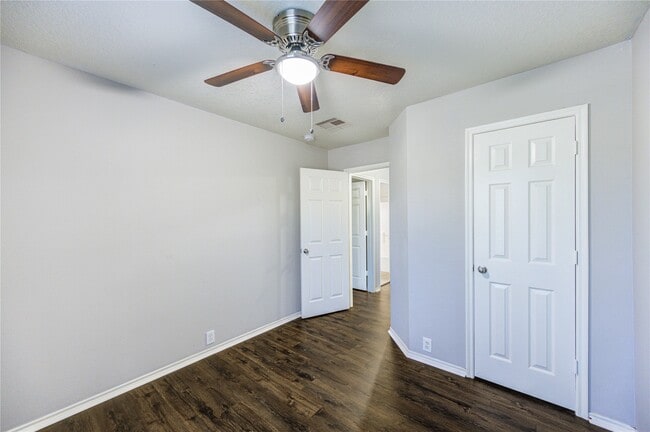 Building Photo - 18827 Sandelford Dr
