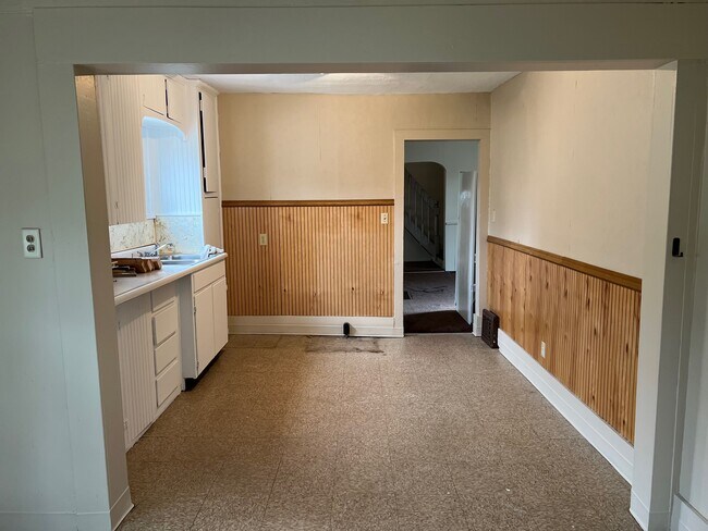 Building Photo - 1110 Franklin Ave